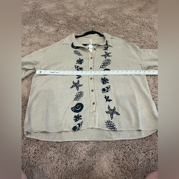 NWT new MEDIUM by Anthropologie button down linen shirt beach shell print tan - Picture 17 of 17
